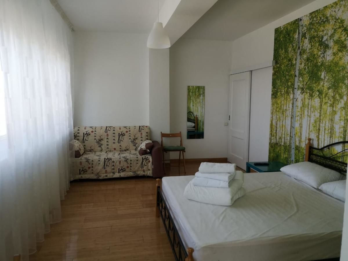 Хостелы The Place Astana Hostel Нур-Султан