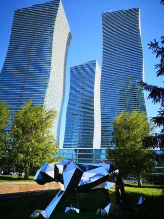 Хостелы The Place Astana Hostel Нур-Султан Кровать в общем 6-местном номере для мужчин и женщин-15