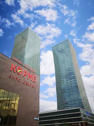 Хостелы The Place Astana Hostel Нур-Султан Бюджетный двухместный номер с 1 кроватью-1