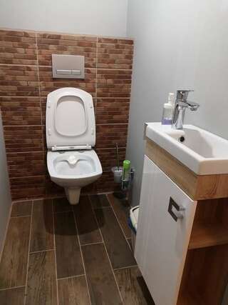 Хостелы The Place Astana Hostel Нур-Султан Бюджетный двухместный номер с 1 кроватью-6